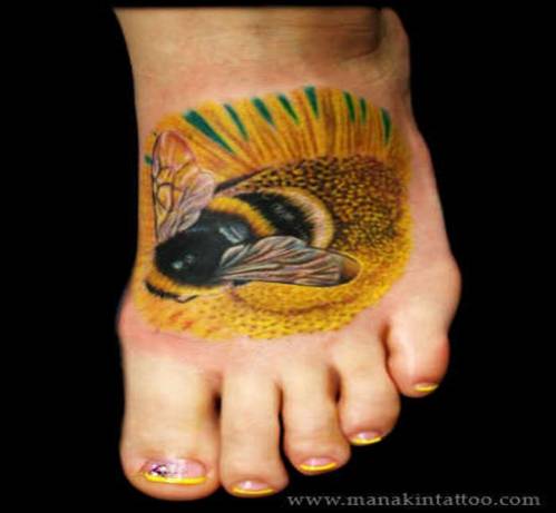 Tattoo bee,honey bee tattoo (3)